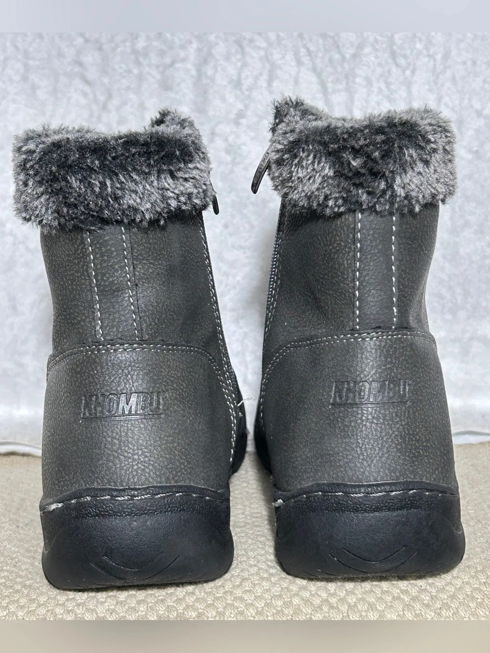 Khombu Womens Grey Addison Faux Fur Side Zip Water Repellant Booties Boots SZ 9